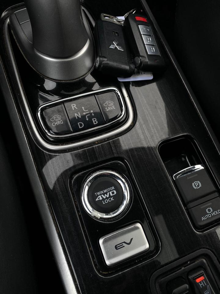 2018 Mitsubishi Outlander PHEV HYBRID GT AWD NO ACCIDENT Photo