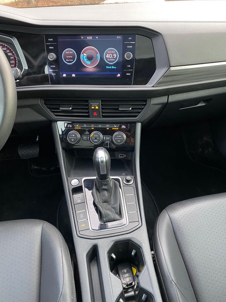 2020 Volkswagen Jetta HIGHLINE | LEATHER | SUNROOF Photo