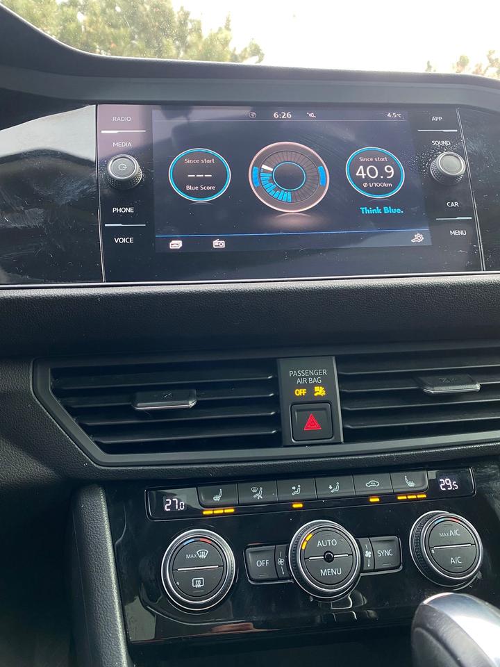 2020 Volkswagen Jetta HIGHLINE | LEATHER | SUNROOF Photo