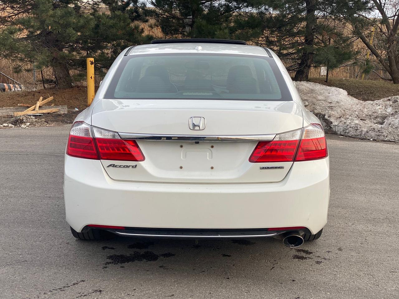 2015 Honda Accord Touring | LEATHER | SUNROOF Photo