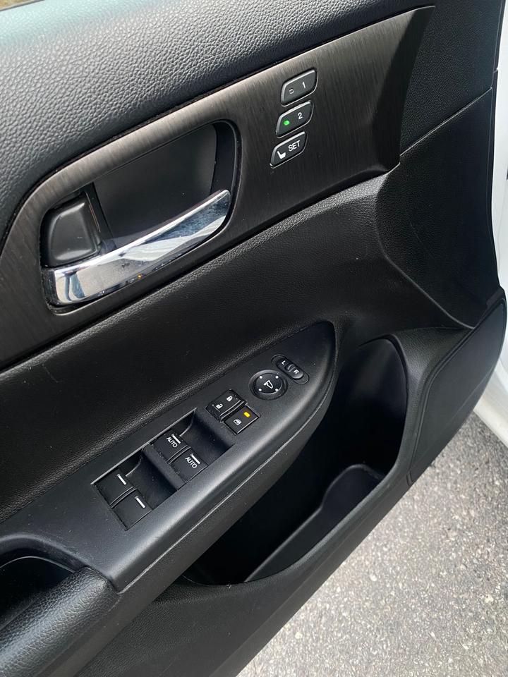 2015 Honda Accord Touring | LEATHER | SUNROOF Photo
