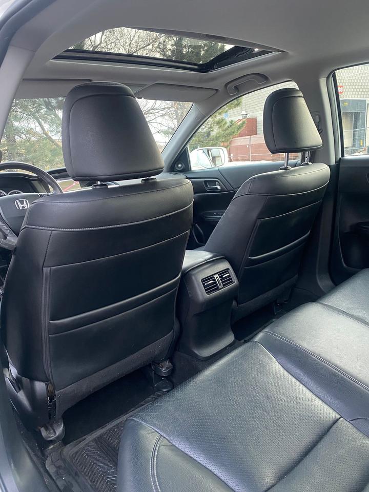 2015 Honda Accord Touring | LEATHER | SUNROOF Photo
