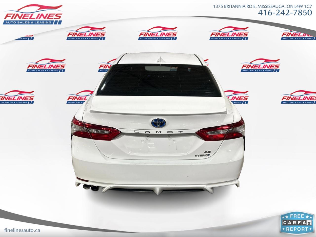 2018 Toyota Camry Hybrid SE Photo3