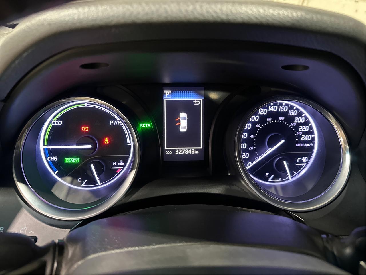 2018 Toyota Camry Hybrid SE Photo