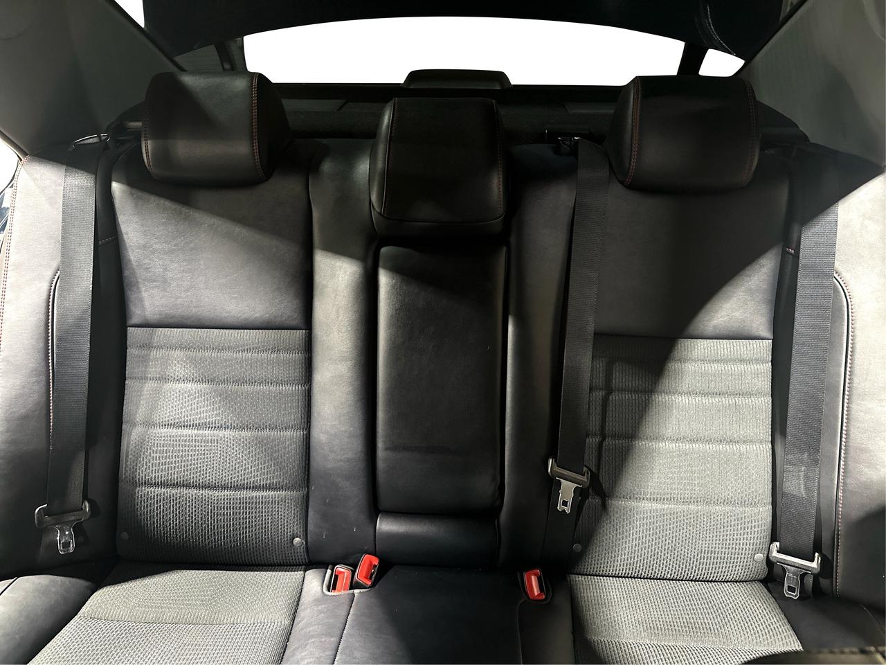 2016 Toyota Camry LE Photo