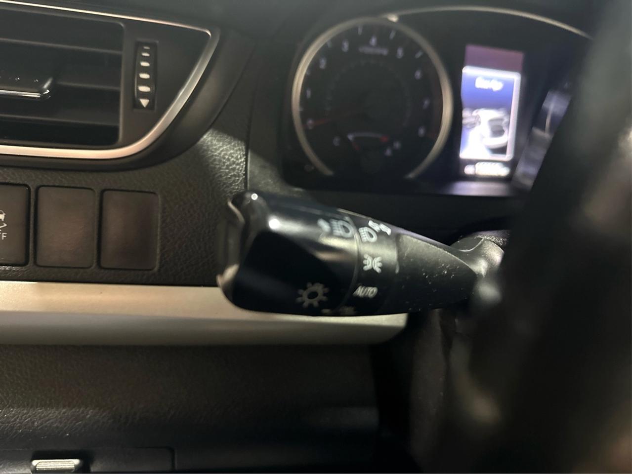 2016 Toyota Camry LE Photo