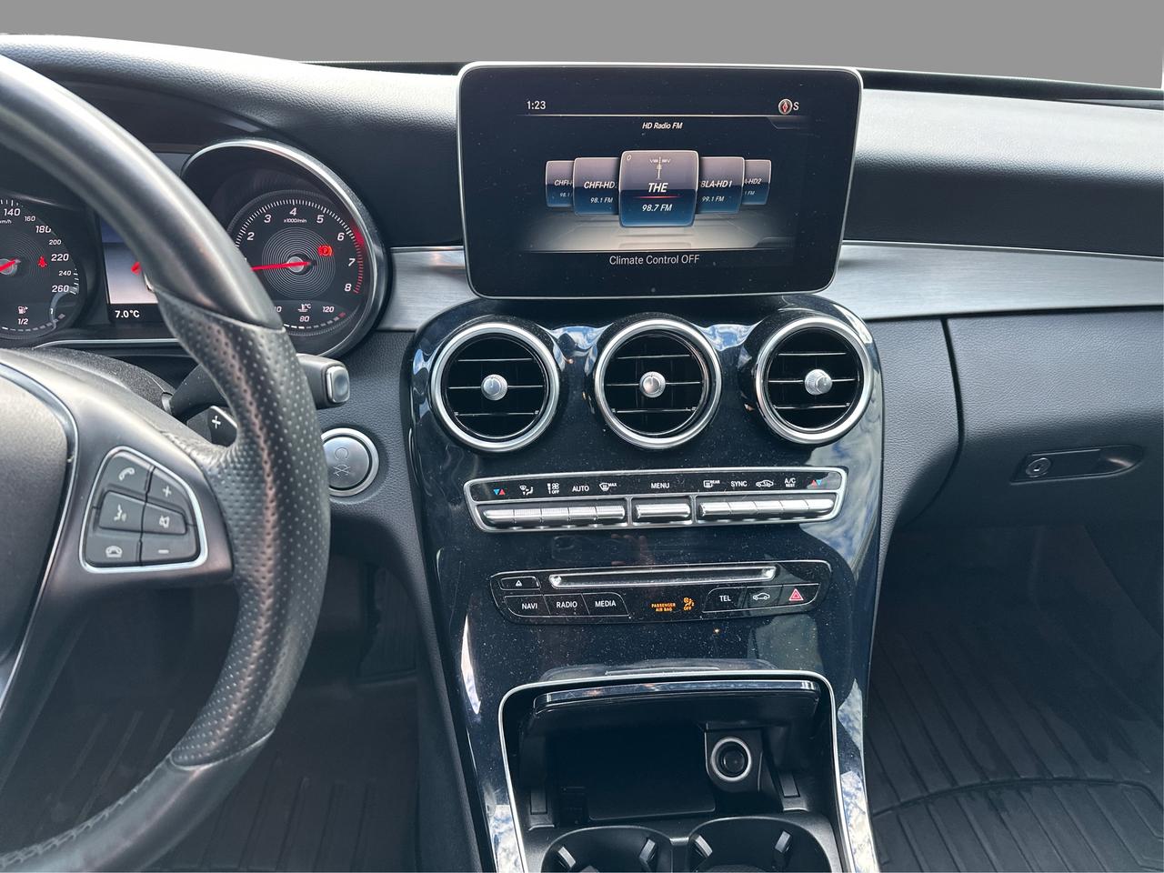 2018 Mercedes-Benz C-Class C300 Photo