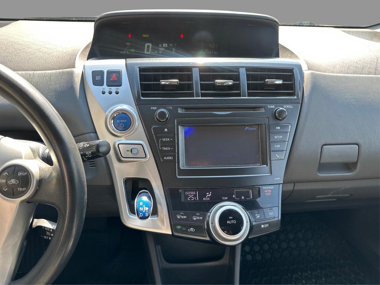 2014 Toyota Prius v Five Photo