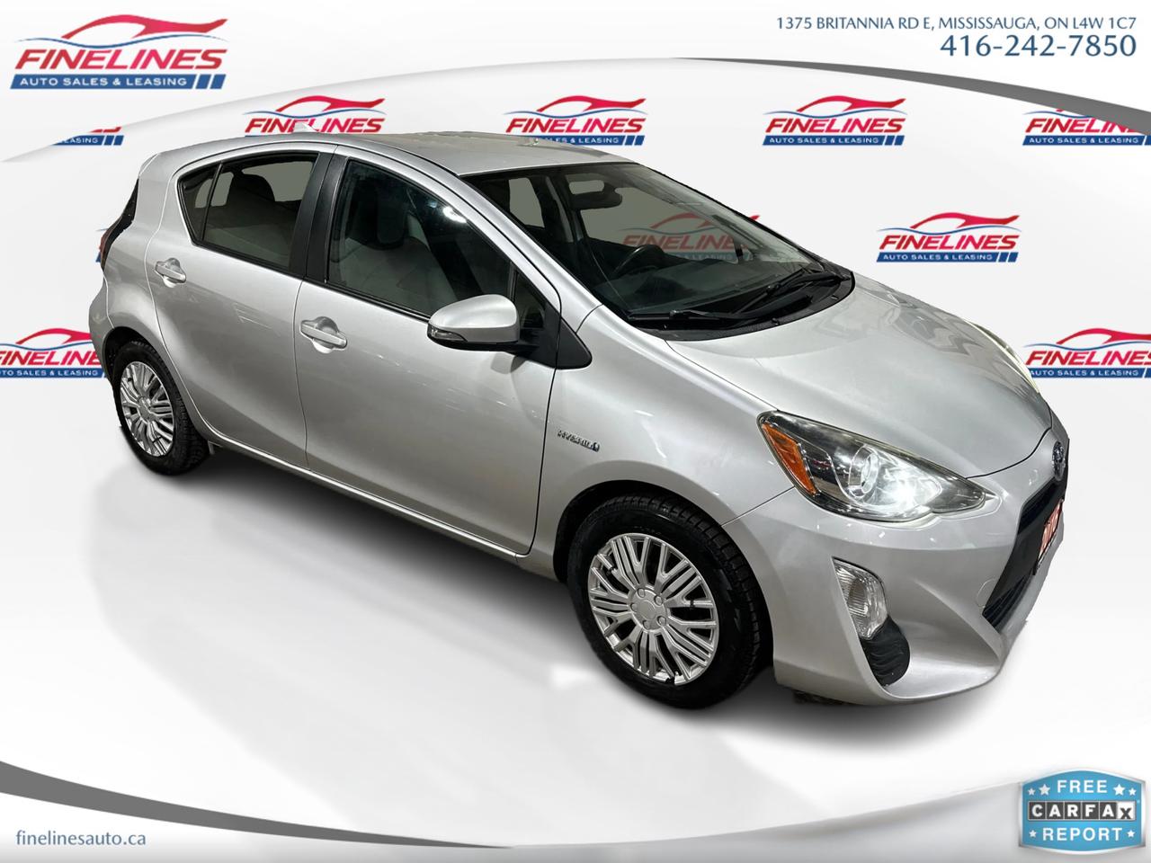 2016 Toyota Prius c Two Photo