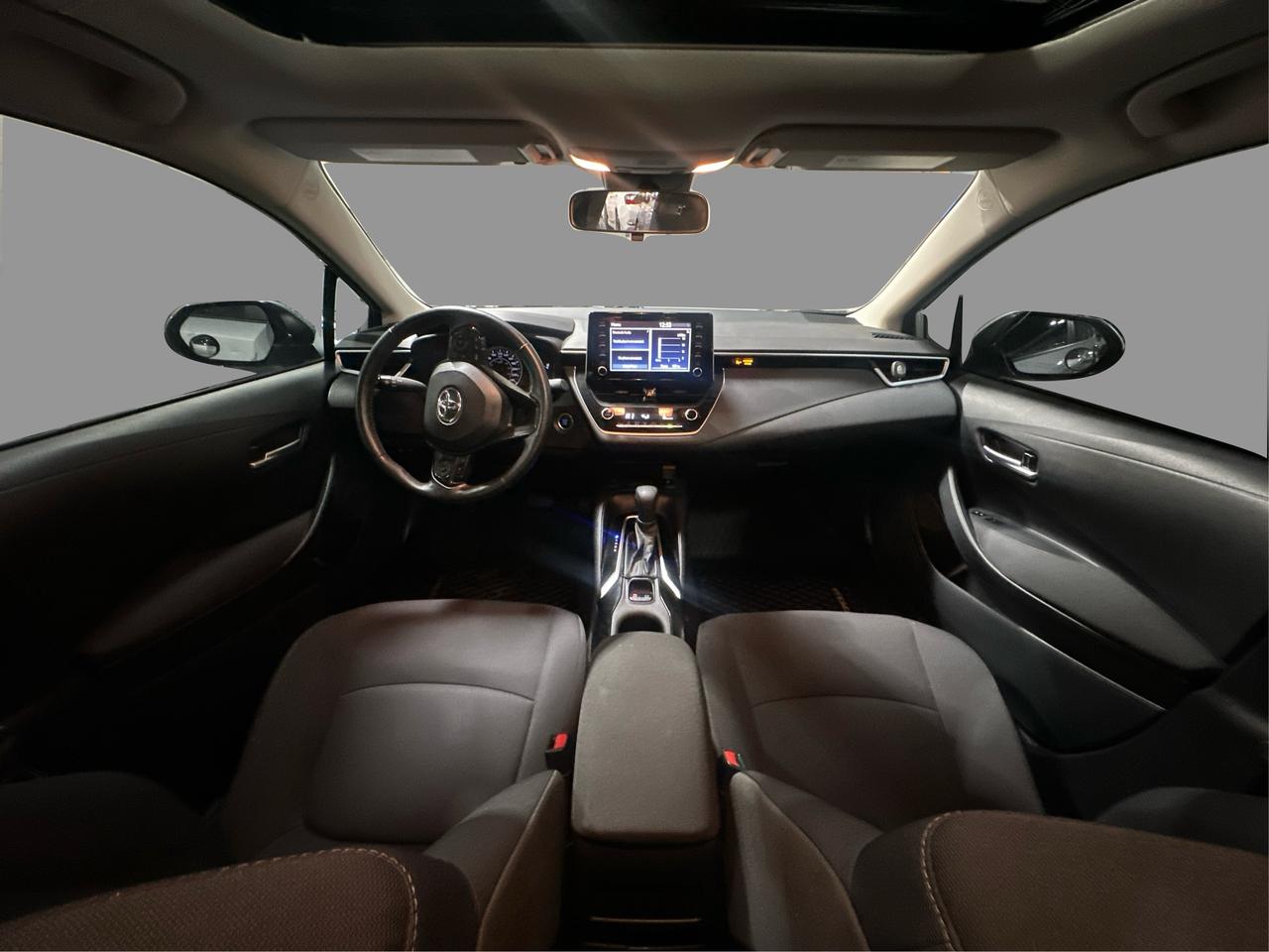 2021 Toyota Corolla LE Photo