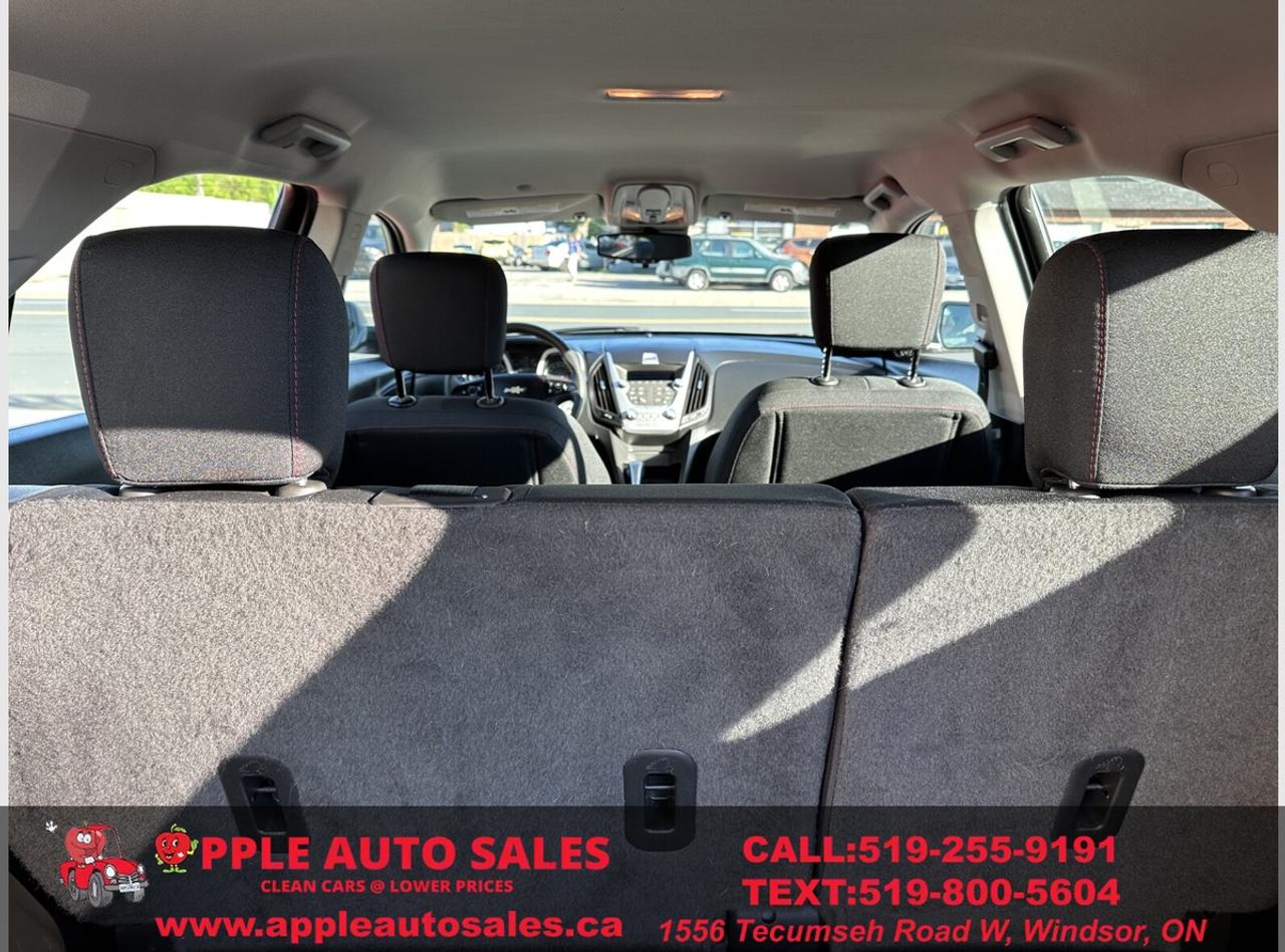 2015 Chevrolet Equinox LS Photo