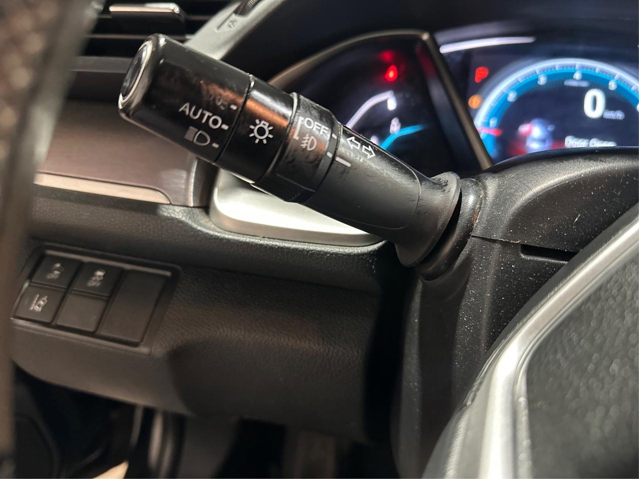 2016 Honda Civic Touring Photo