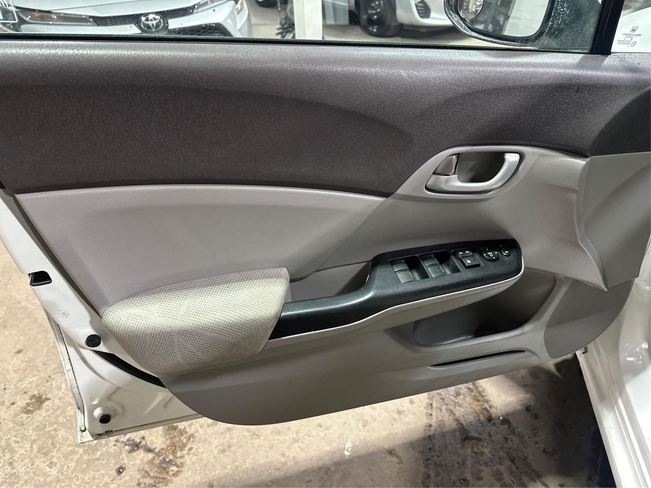 2012 Honda Civic LX Photo