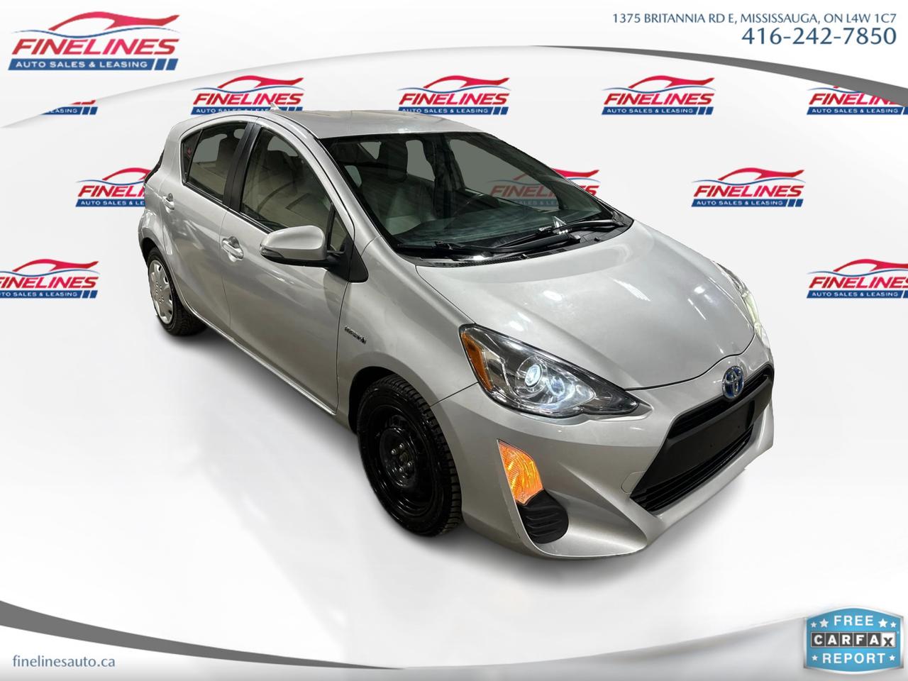 2016 Toyota Prius c Two Photo