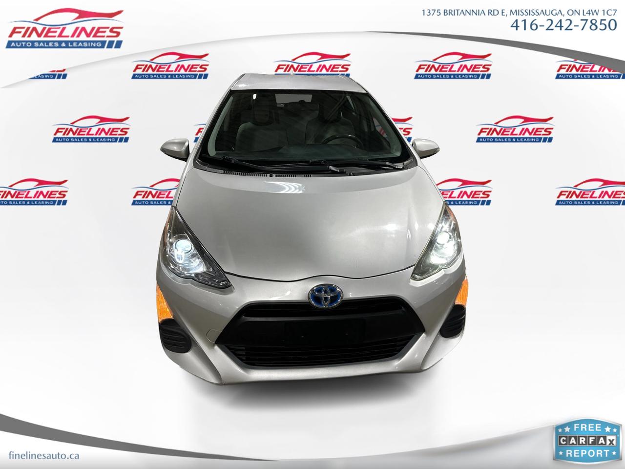 2016 Toyota Prius c Two Photo