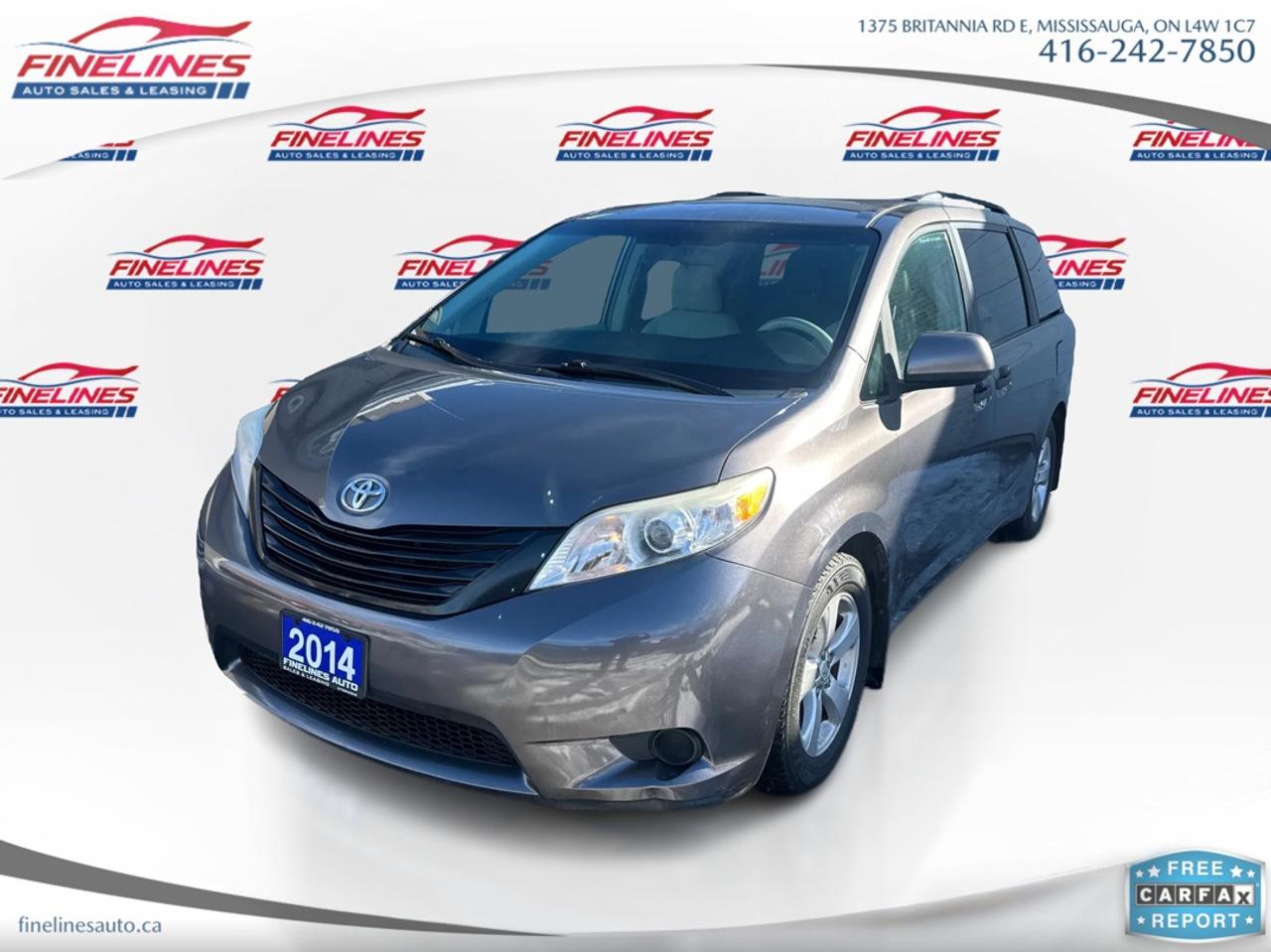2014 Toyota Sienna  Photo0