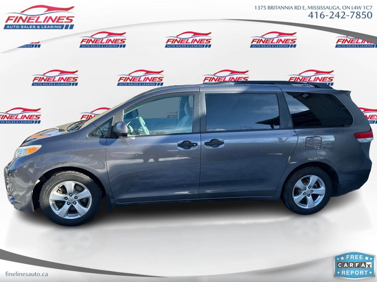 2014 Toyota Sienna  Photo