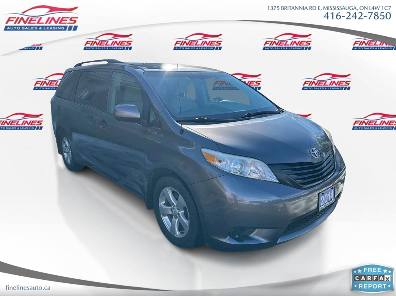2014 Toyota Sienna  Photo