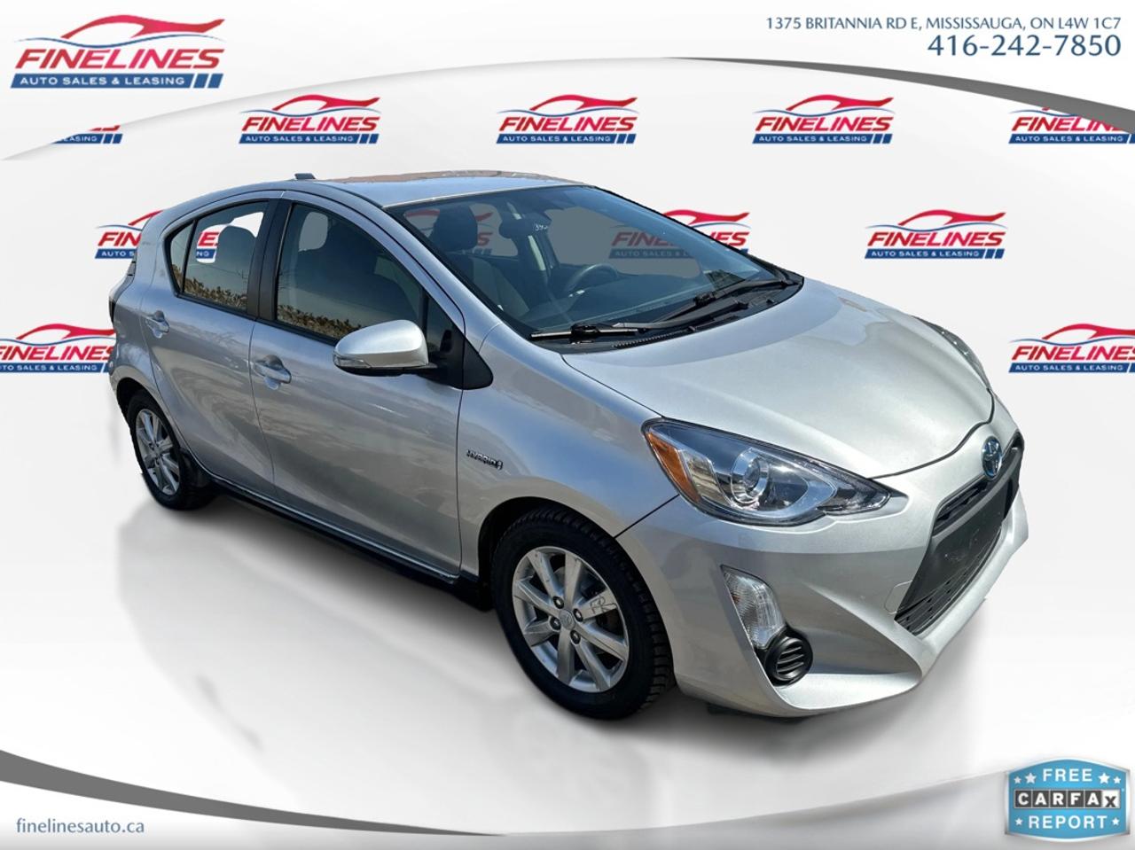 2017 Toyota Prius c Four Photo