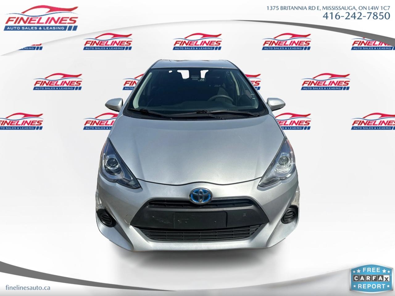 2017 Toyota Prius c Four Photo