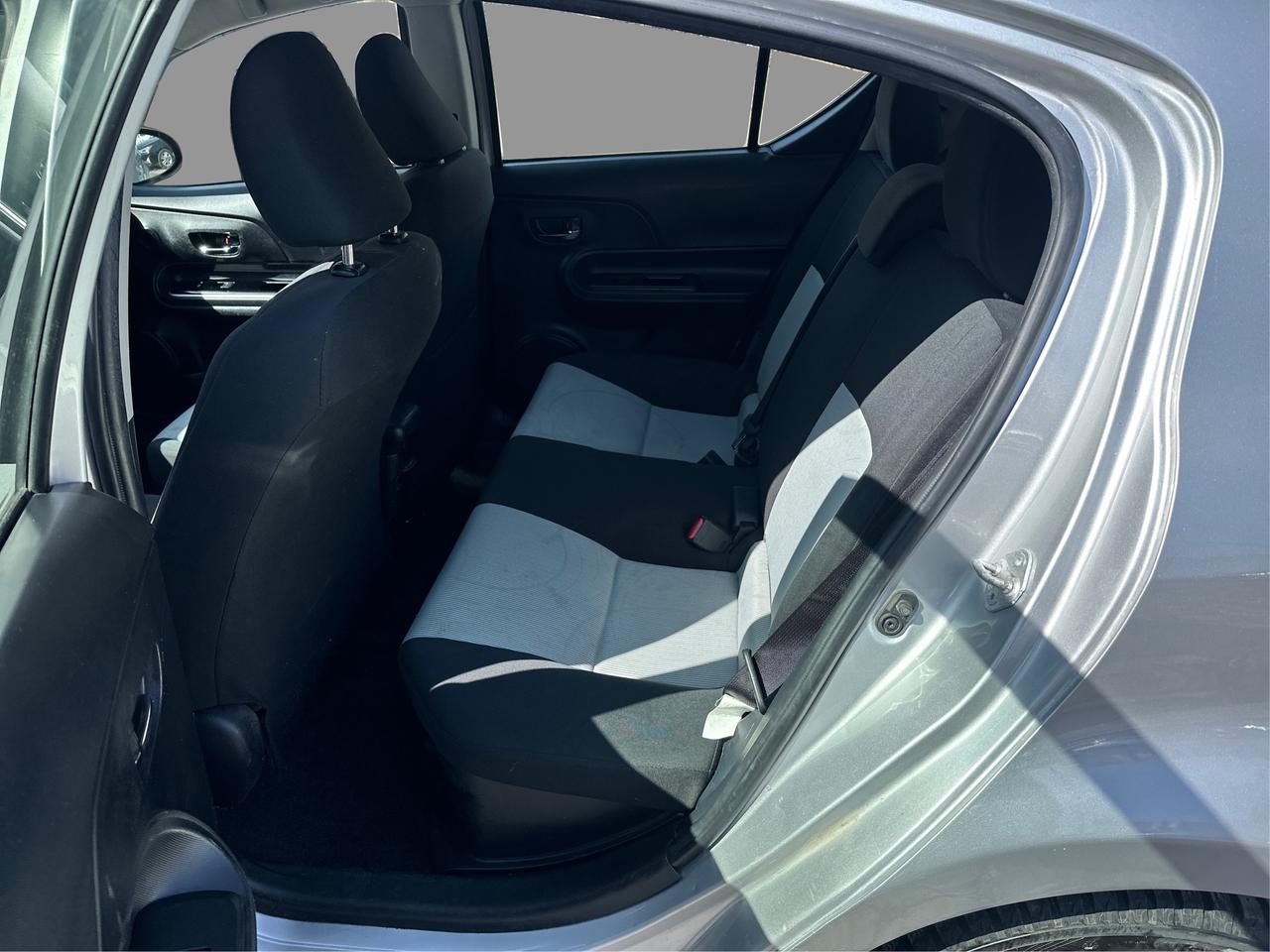 2017 Toyota Prius c Four Photo