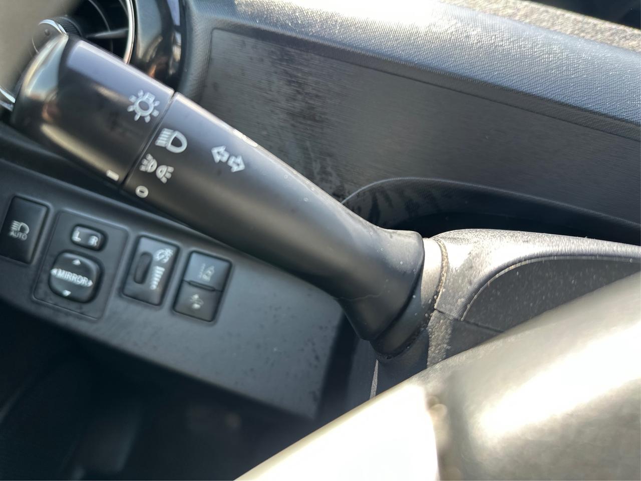 2017 Toyota Prius c Four Photo