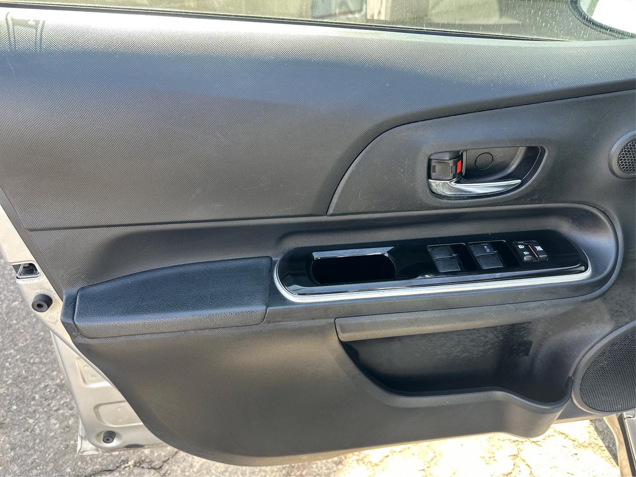 2017 Toyota Prius c Four Photo