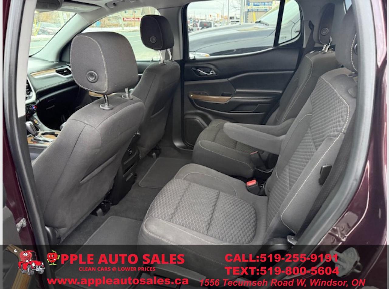 2017 GMC Acadia SLE2 Photo
