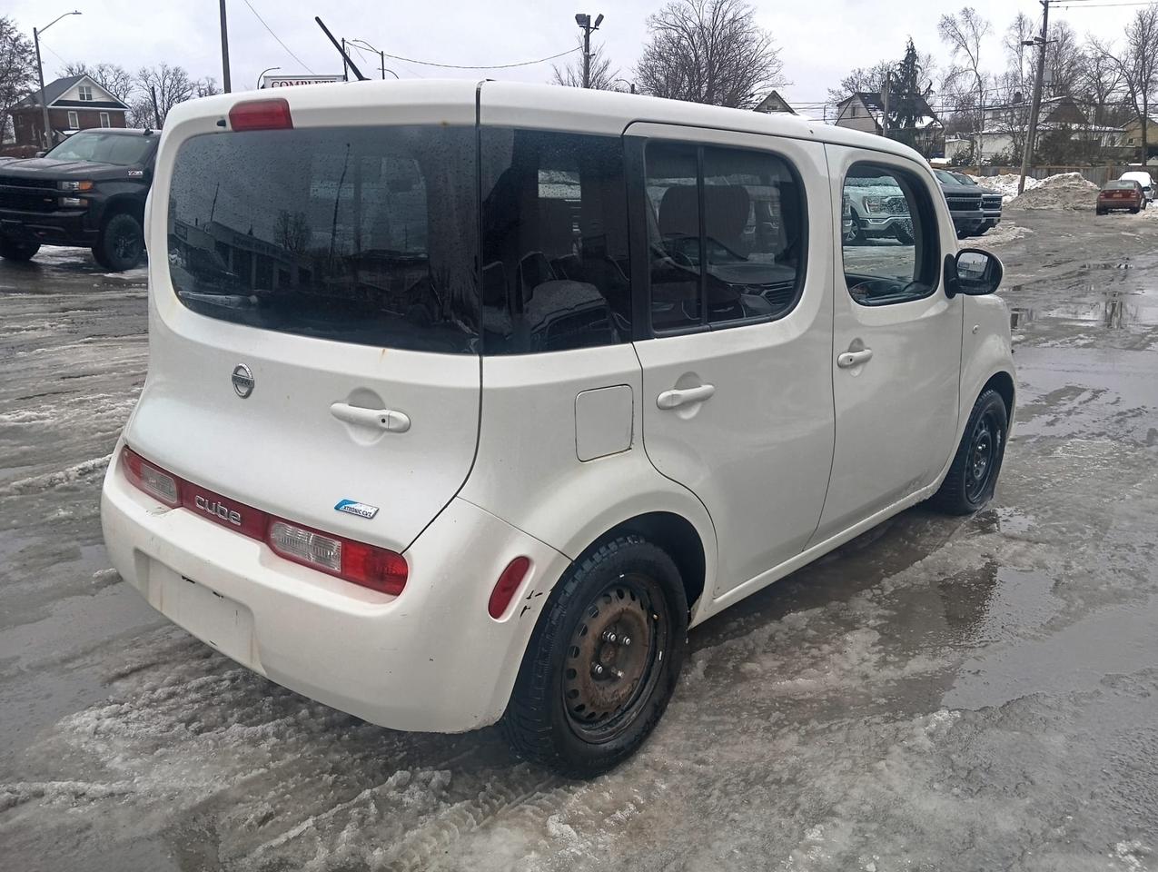 2012 Nissan Cube S Photo