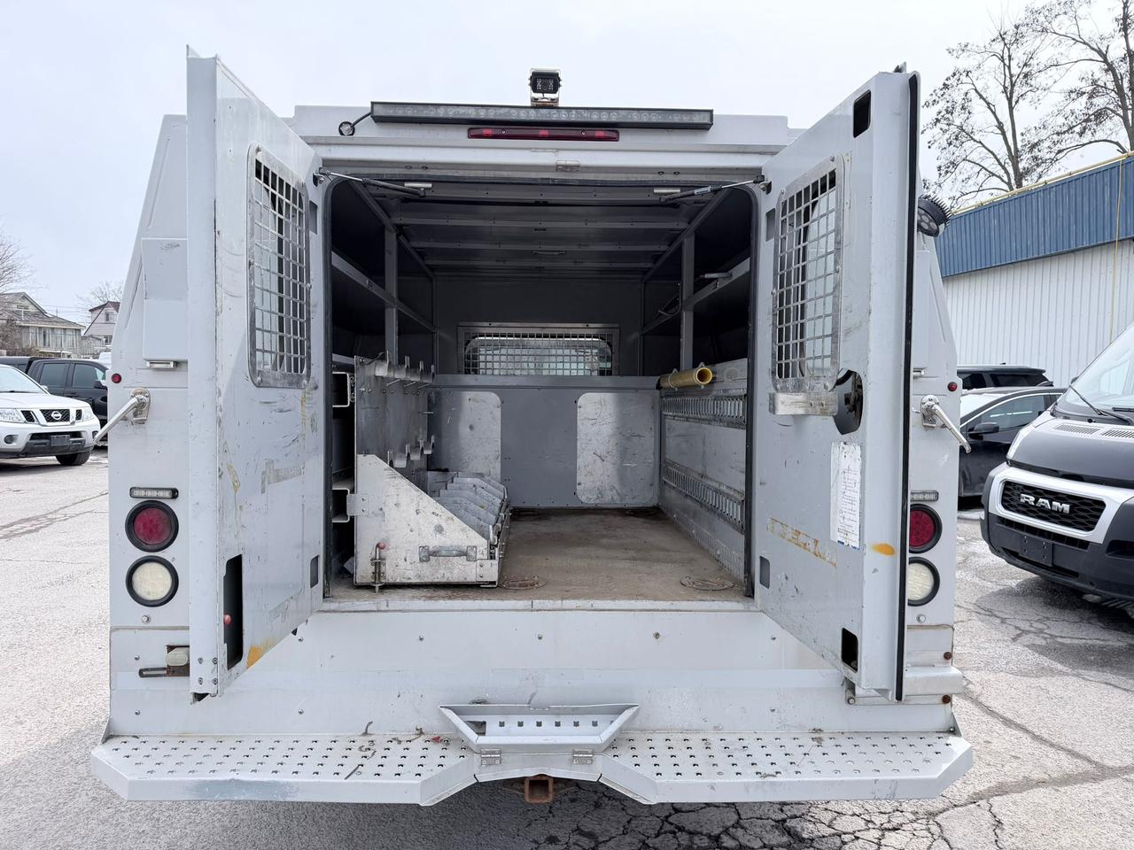 2014 Ford F-350 Super Duty XLT Photo