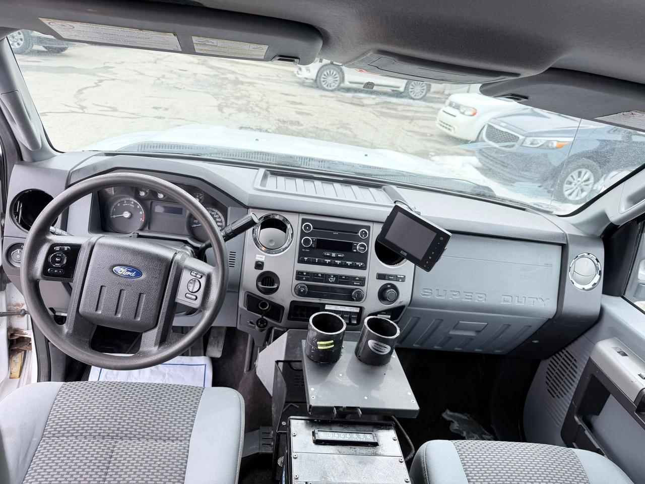 2014 Ford F-350 Super Duty XLT Photo