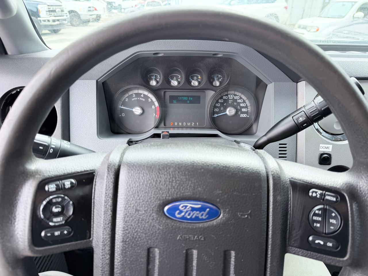 2014 Ford F-350 Super Duty XLT Photo