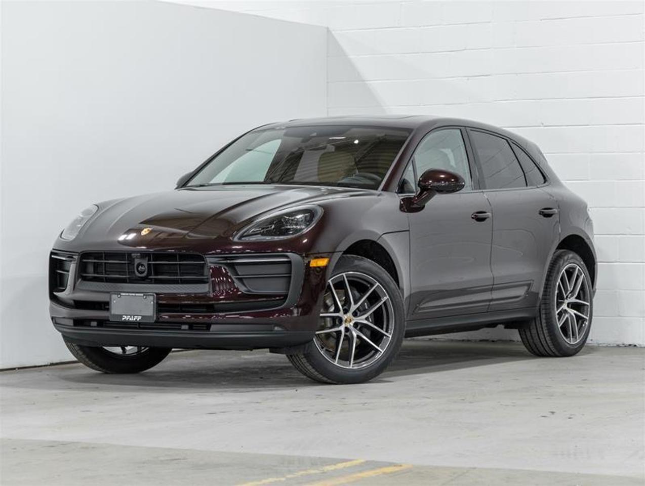 2026 Porsche Macan  Photo