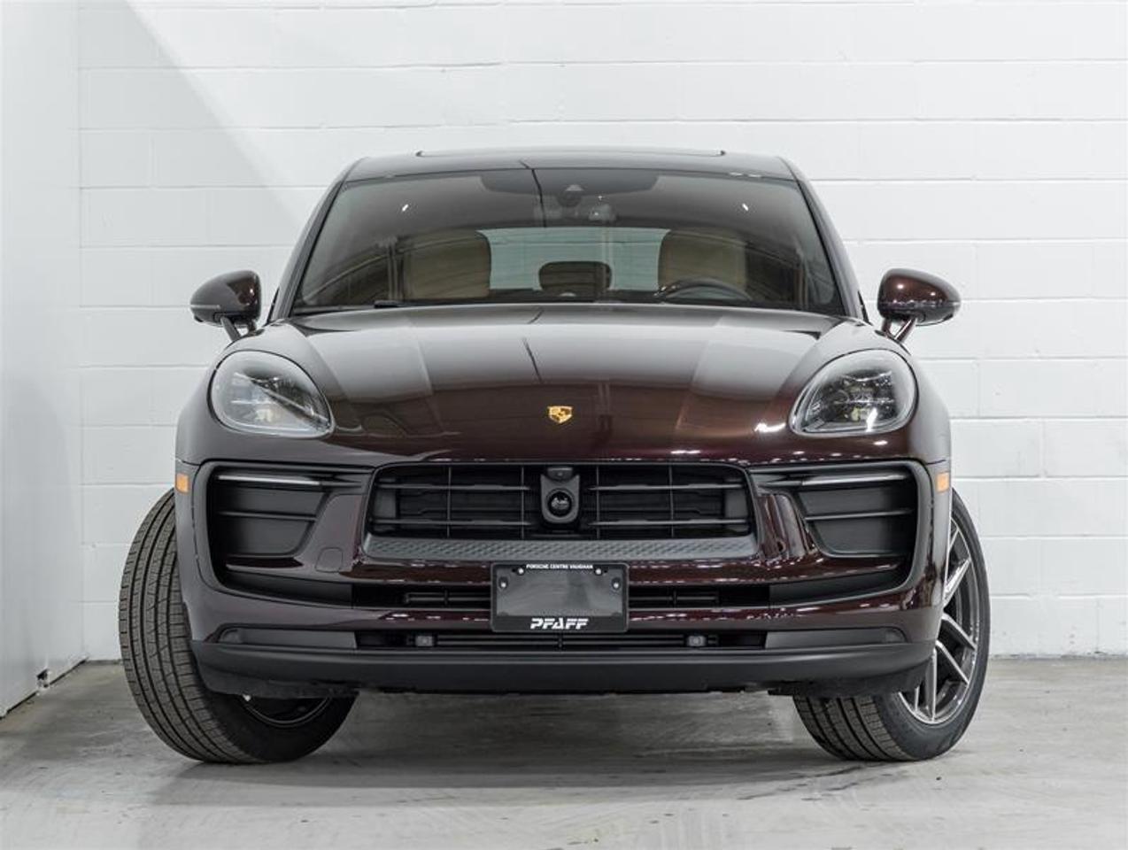 2026 Porsche Macan  Photo