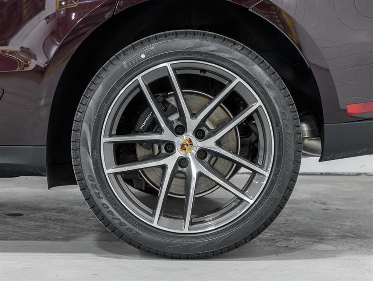 2026 Porsche Macan  Photo