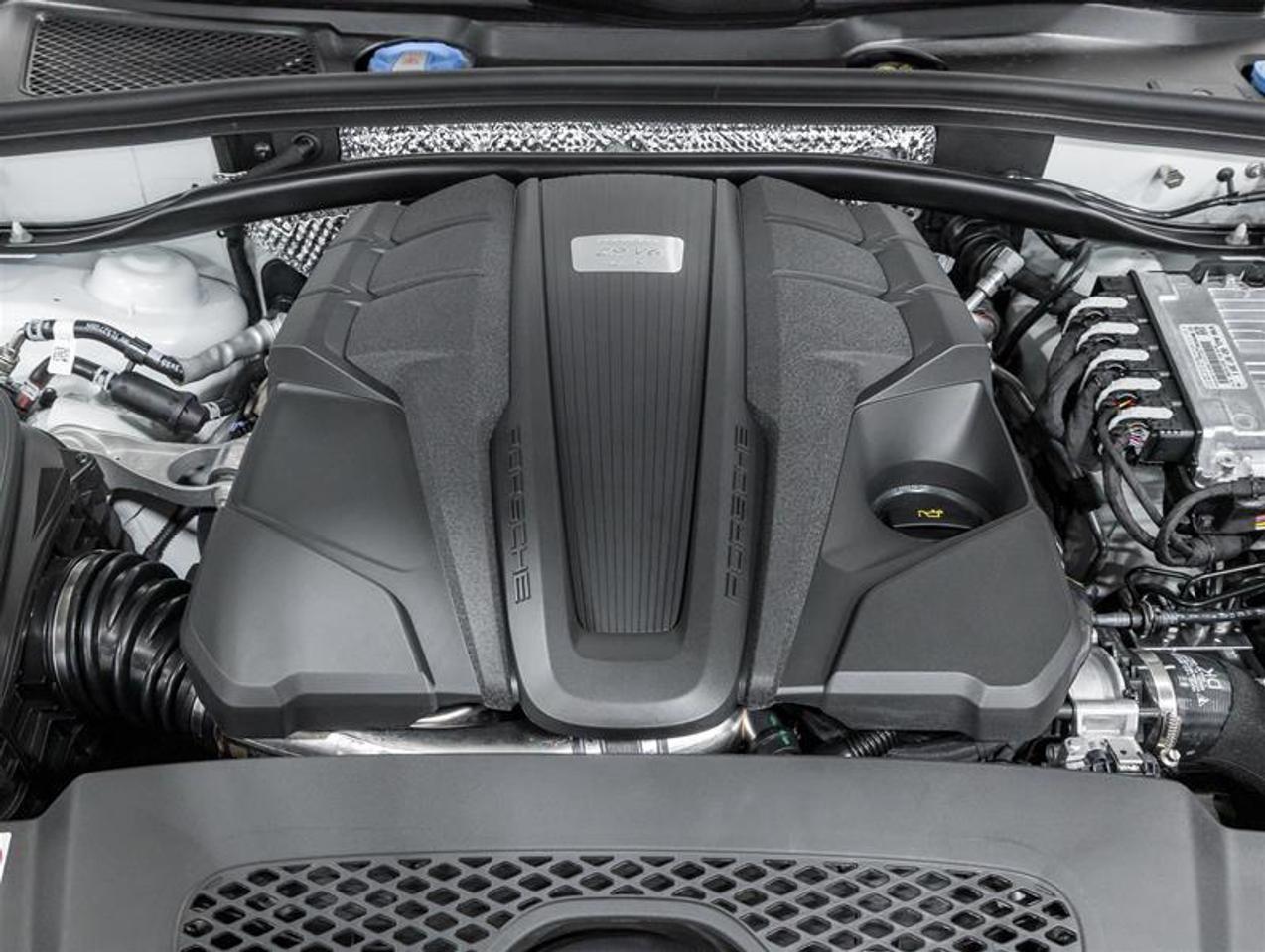 2026 Porsche Macan  Photo