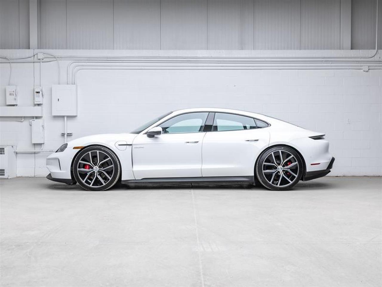 2025 Porsche Taycan  Photo