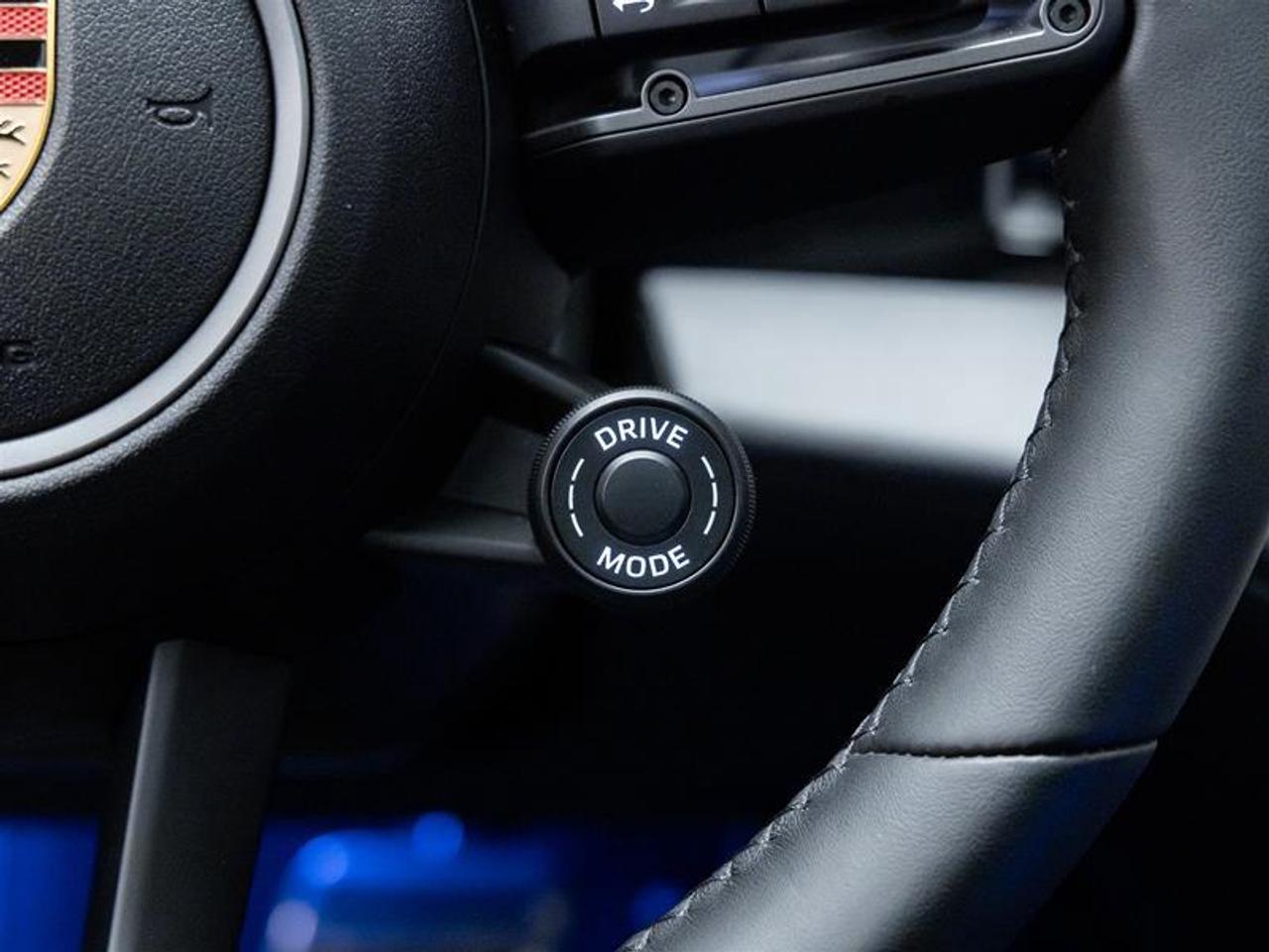 2025 Porsche Taycan  Photo