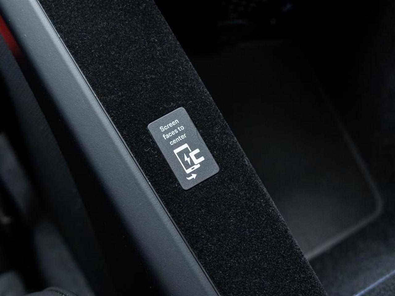 2025 Porsche Taycan  Photo