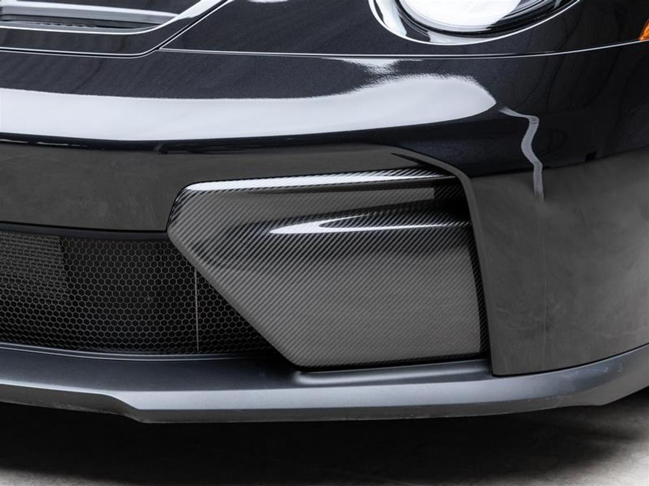 2025 Porsche 911  Photo2