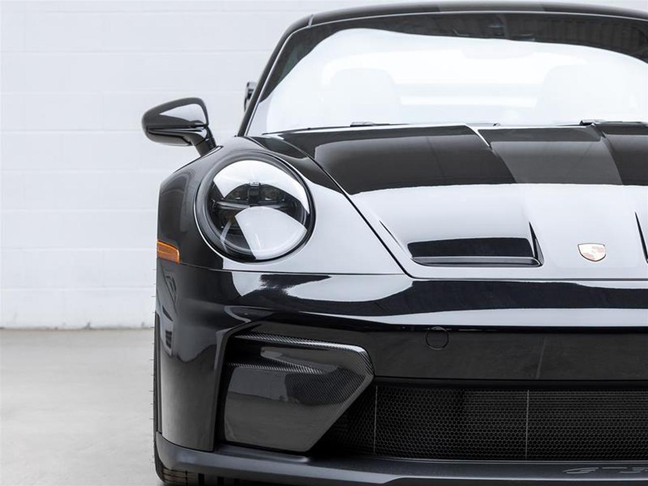 2025 Porsche 911  Photo