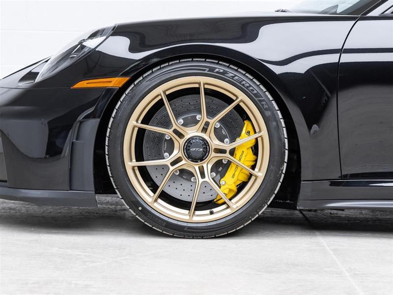 2025 Porsche 911  Photo