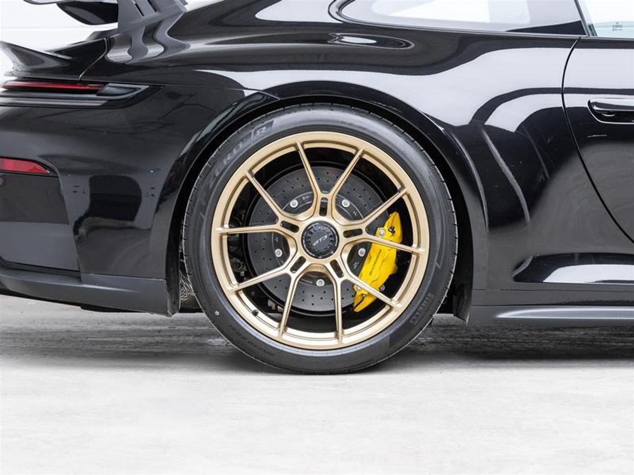 2025 Porsche 911  Photo