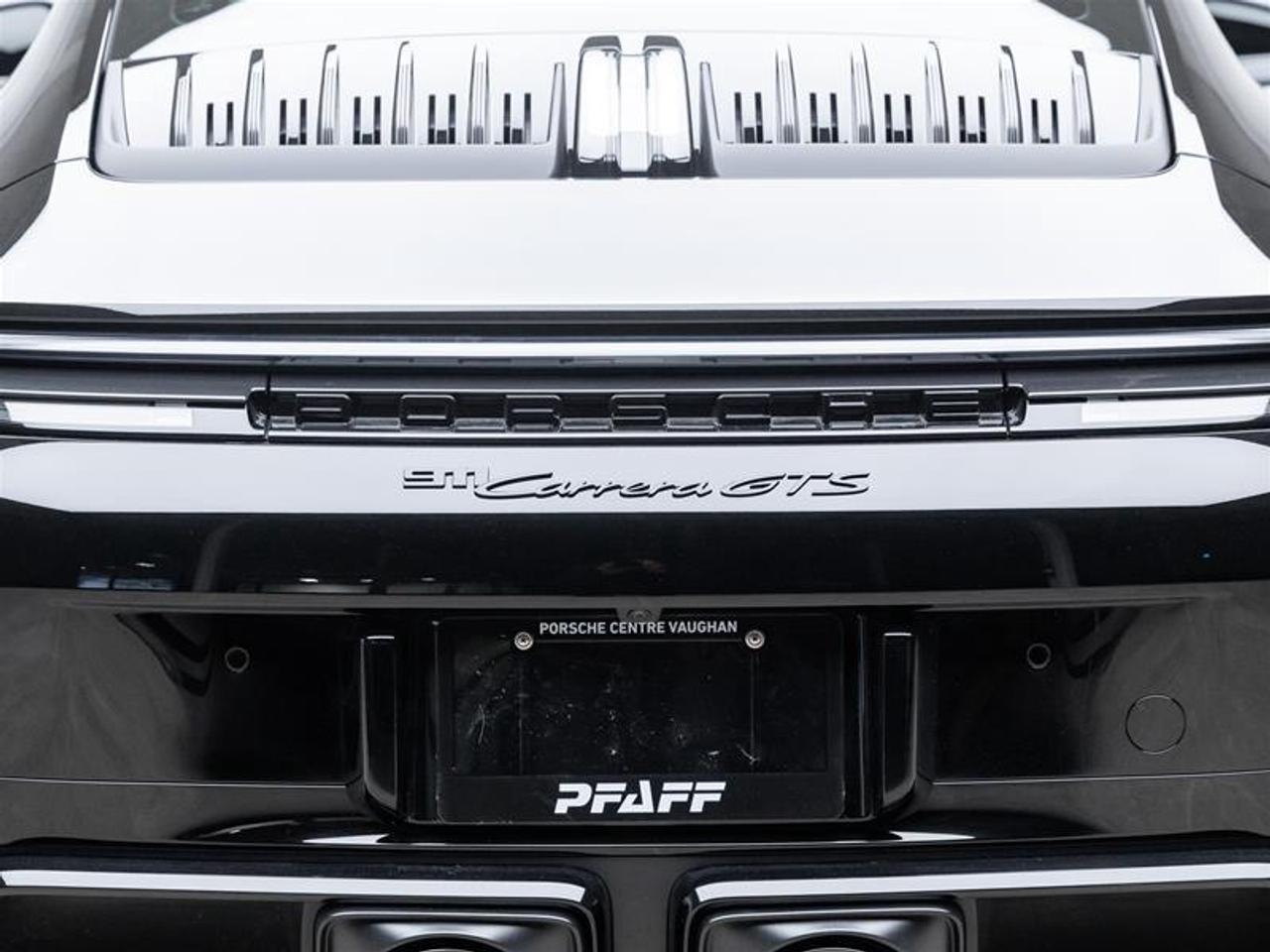 2026 Porsche 911  Photo