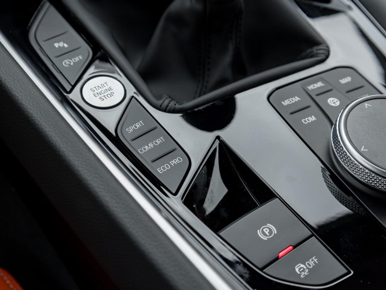 2026 BMW Z4 M40i 2dr Rear-Wheel Drive Roadster Photo