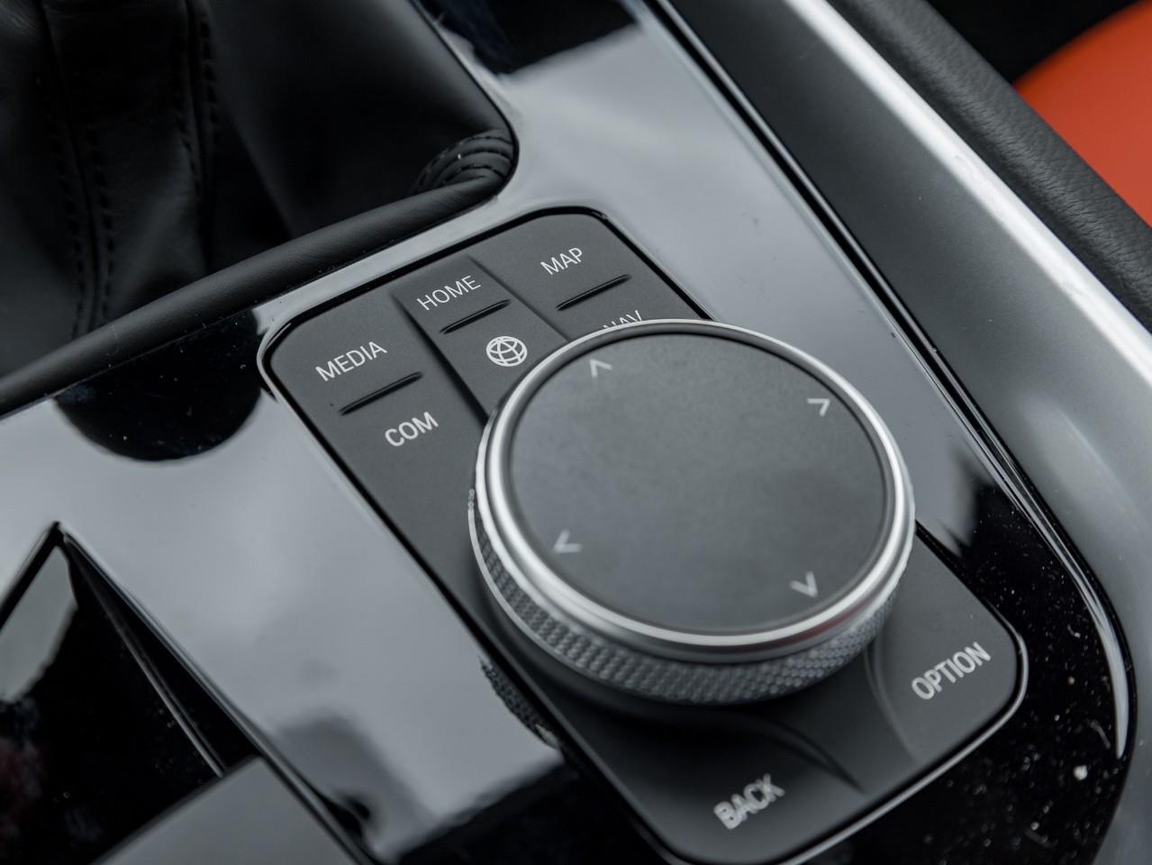 2026 BMW Z4 M40i 2dr Rear-Wheel Drive Roadster Photo