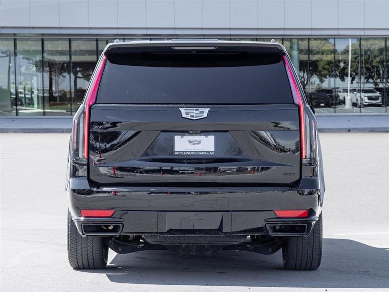 2023 Cadillac Escalade ESV 4WD Sport Platinum Photo