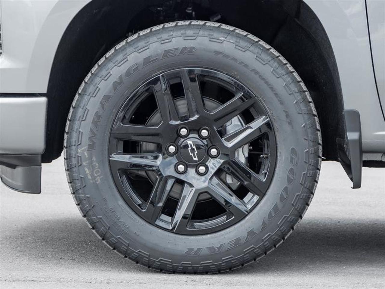 2026 Chevrolet Silverado 1500 RST Photo