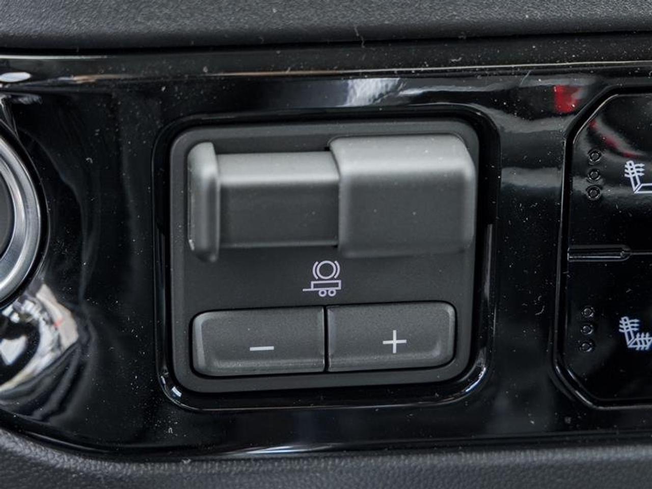 2026 Chevrolet Silverado 1500 RST Photo