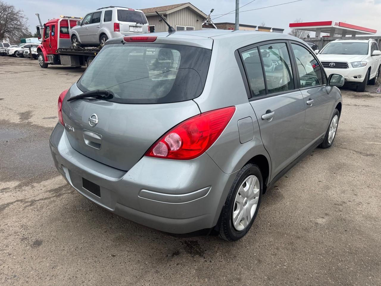 2011 Nissan Versa 1.8 S, AUTOMATIC, NOT CVT, 163KMS, CERTIFIED Photo